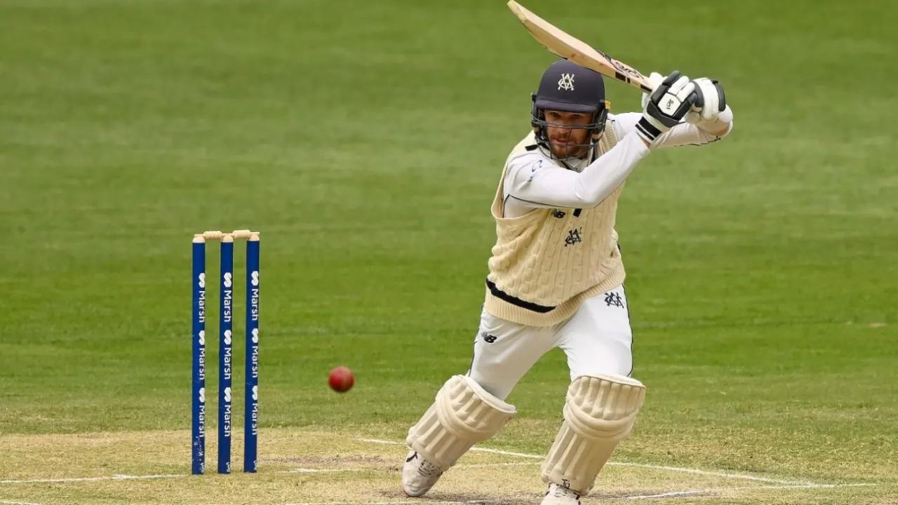 Ironclad Peter Handscomb clinches draw as 19 wickets tumble in four days