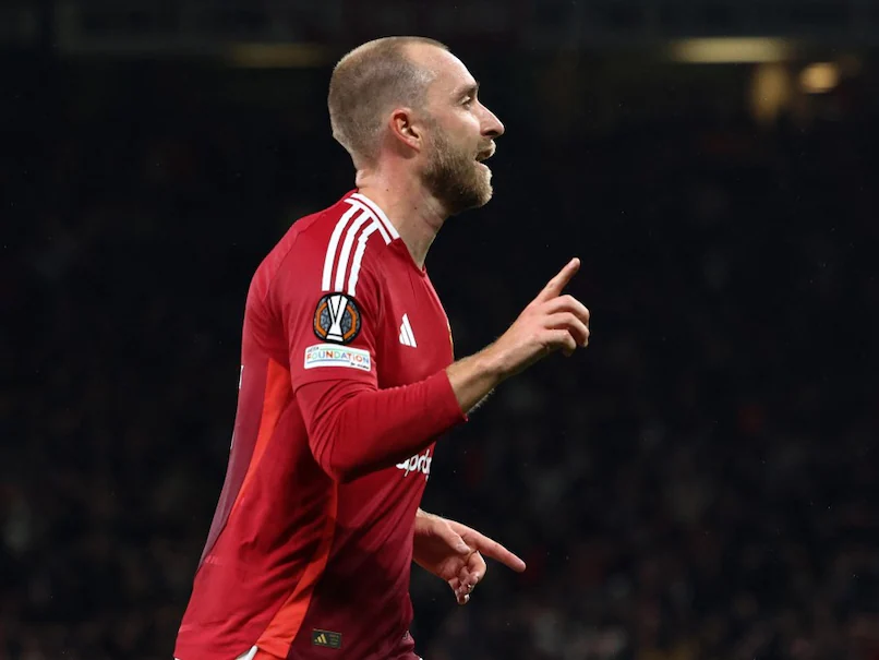 Frustration Mounts for Erik Ten Hag After Costly Mistake in Manchester United's Europa League Draw With Twente