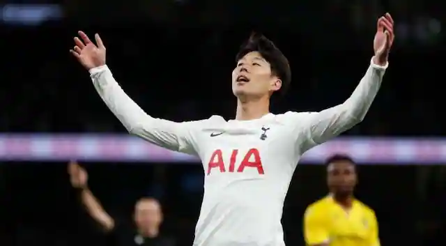 Spurs Captain Son Racing to Recover from Injury for Man Utd Showdown in Premier League