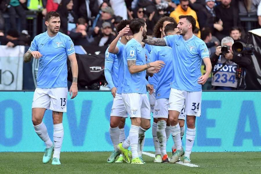 Lazio coach Baroni praises Vecino ahead of Nice showdown