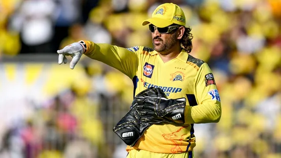 Ponting Reveals the Vital Factor Leading to CSK's Choice to Keep MS Dhoni: 'Top players excel in...'